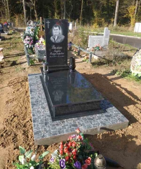 Памятник одиночный 017